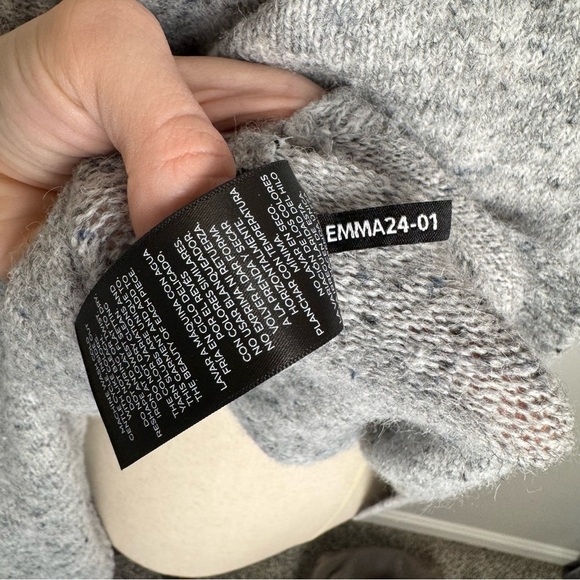 Well Worn brand Sweater - Picture 4 of 5